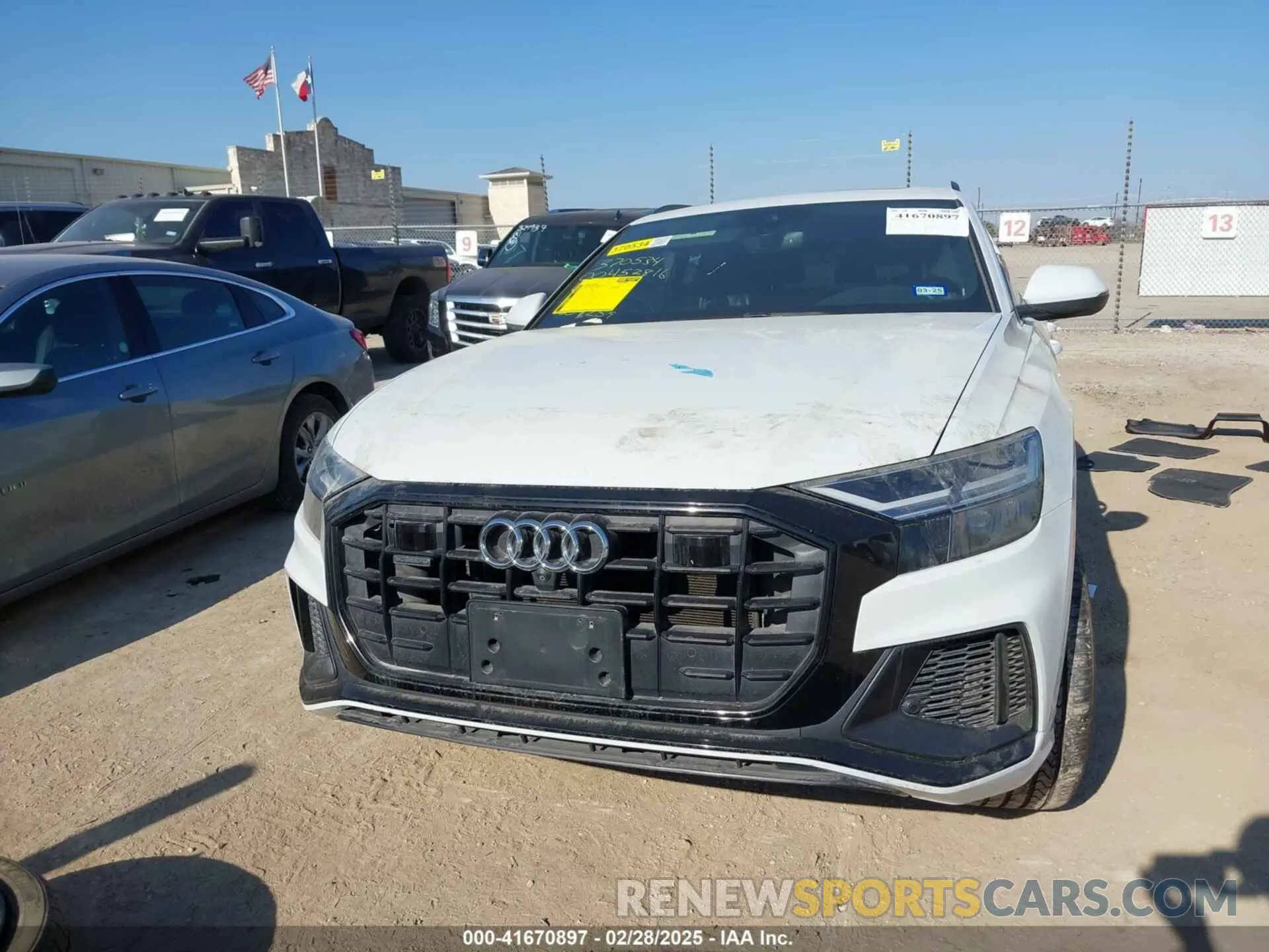 12 Photograph of a damaged car WA1EVAF10KD004259 AUDI Q8 2019