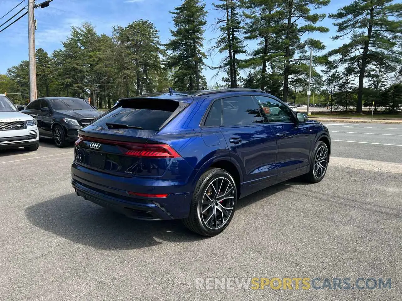 4 Photograph of a damaged car WA1EVAF10KD010837 AUDI Q8 2019
