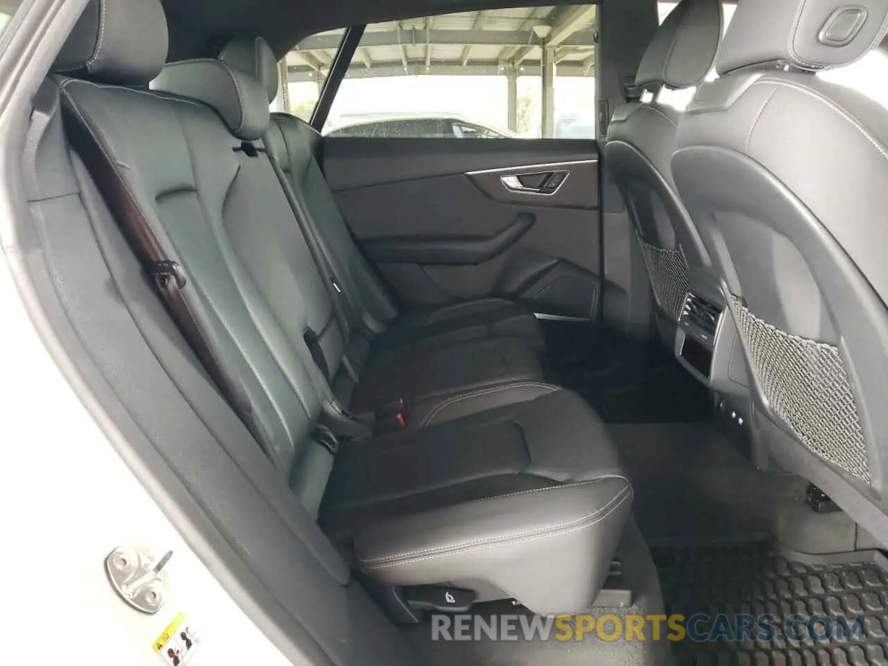 10 Photograph of a damaged car WA1EVAF14KD044053 AUDI Q8 2019