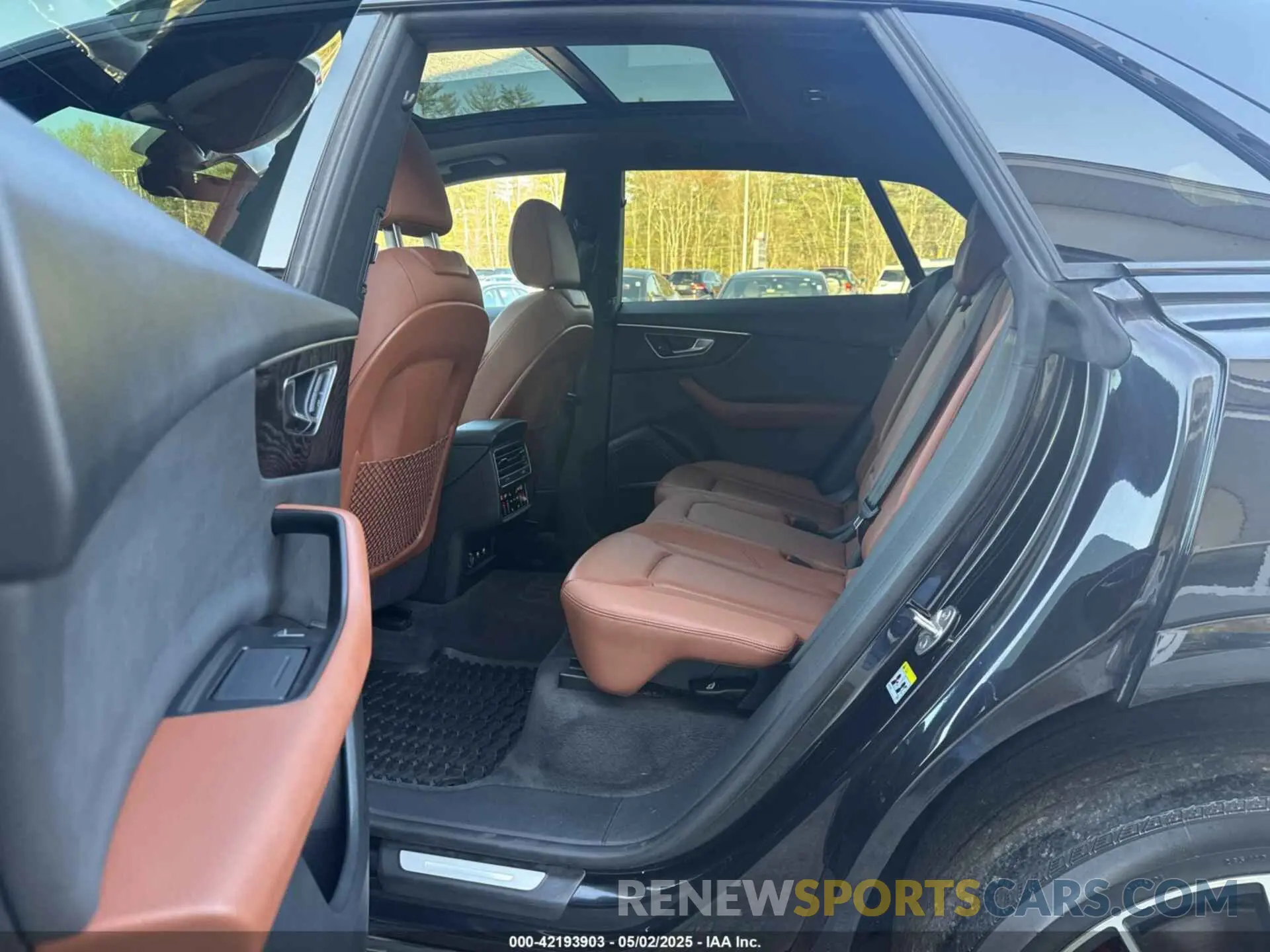 8 Photograph of a damaged car WA1EVAF16KD031014 AUDI Q8 2019