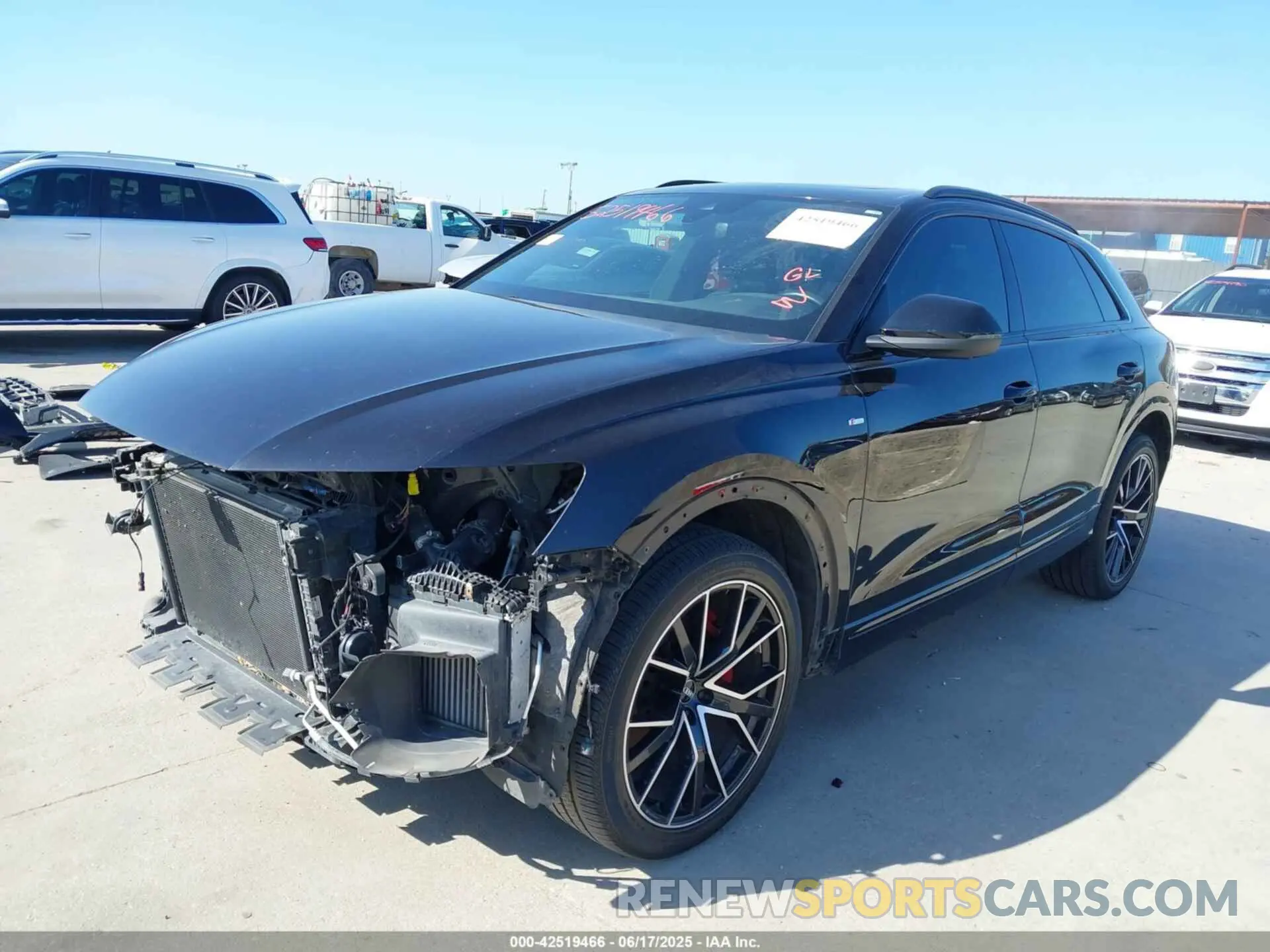 2 Photograph of a damaged car WA1EVAF16KD036178 AUDI Q8 2019