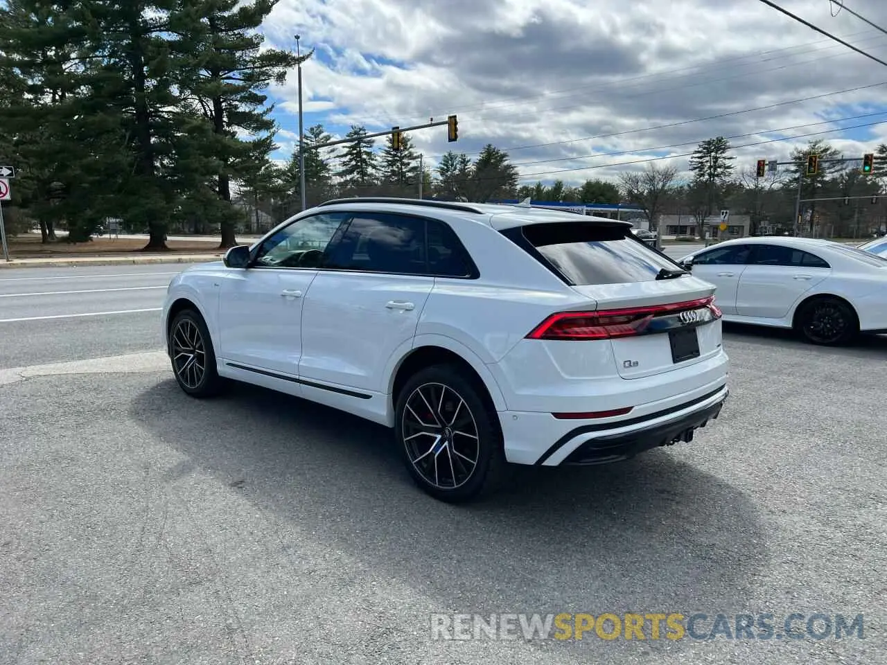3 Photograph of a damaged car WA1EVAF17KD039090 AUDI Q8 2019