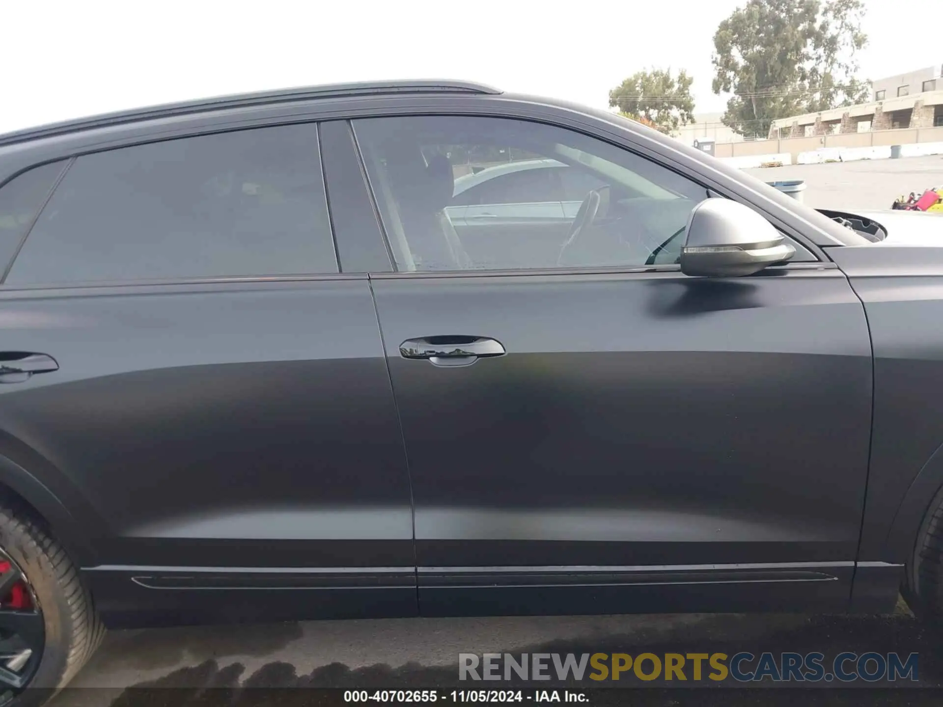 14 Photograph of a damaged car WA1EVAF19KD018208 AUDI Q8 2019