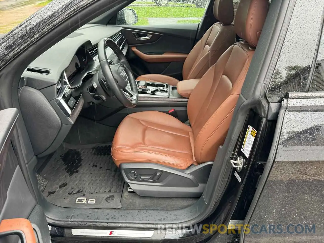 11 Photograph of a damaged car WA1EVBF13KD018162 AUDI Q8 2019