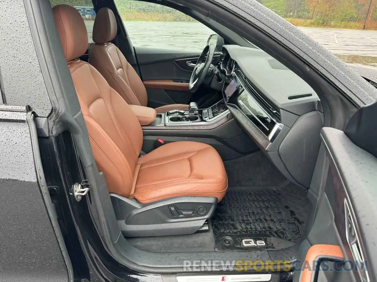 5 Photograph of a damaged car WA1EVBF13KD018162 AUDI Q8 2019