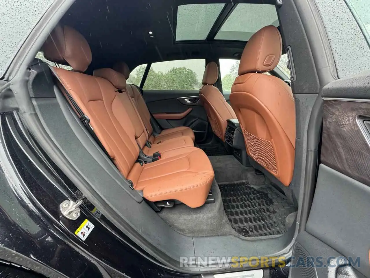 6 Photograph of a damaged car WA1EVBF13KD018162 AUDI Q8 2019