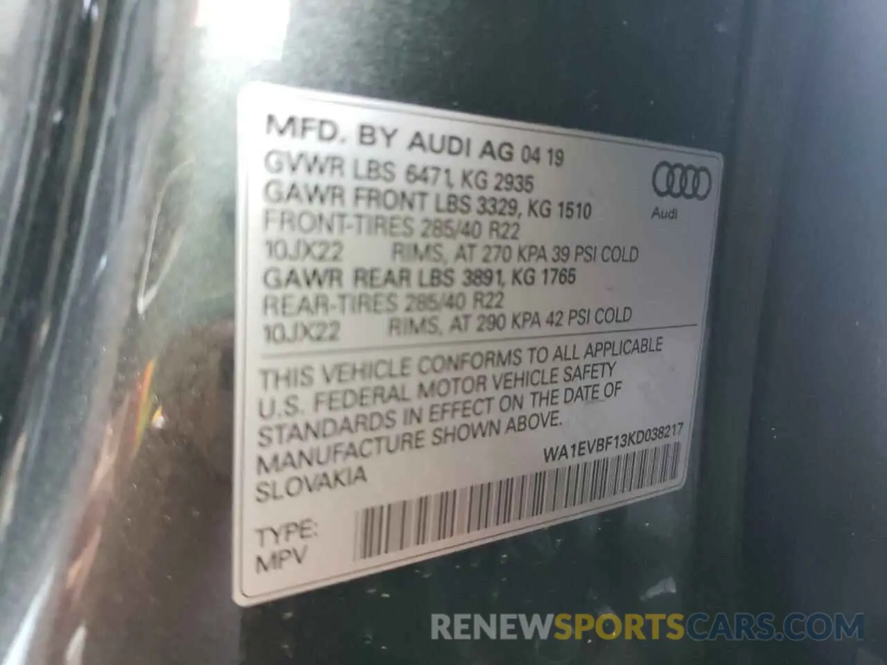 10 Photograph of a damaged car WA1EVBF13KD038217 AUDI Q8 2019