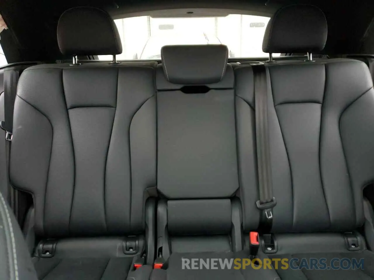10 Photograph of a damaged car WA1FVAF11KD044600 AUDI Q8 2019