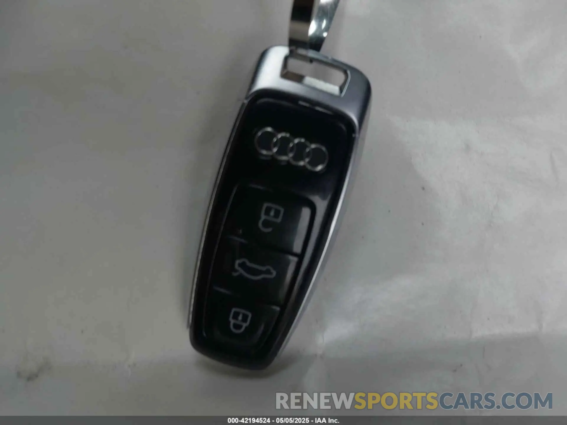 11 Photograph of a damaged car WA1FVAF13KD019245 AUDI Q8 2019