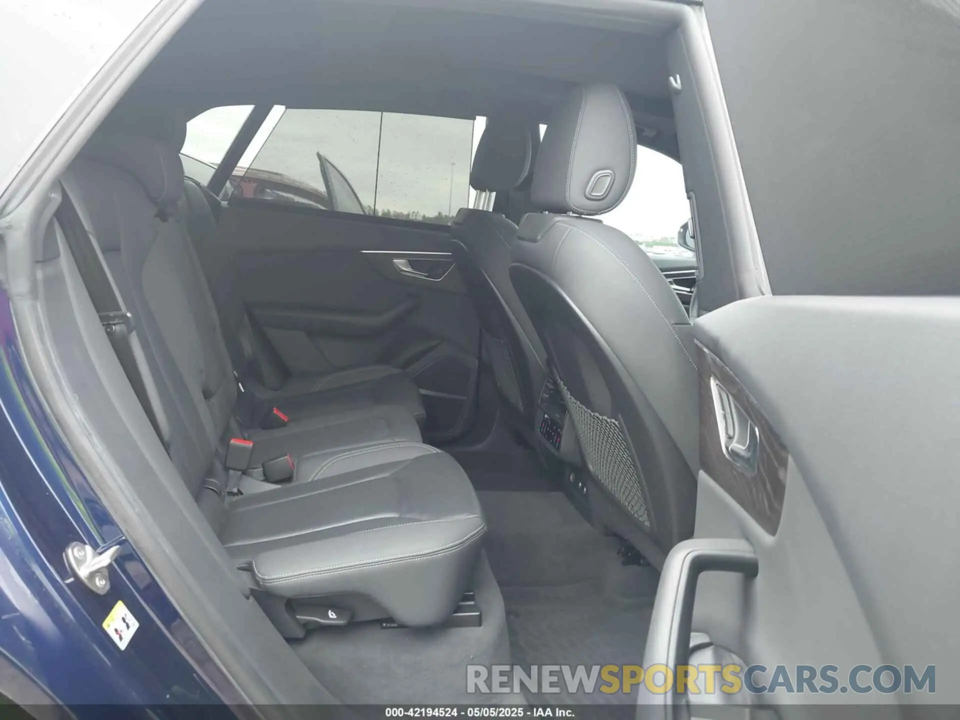 8 Photograph of a damaged car WA1FVAF13KD019245 AUDI Q8 2019