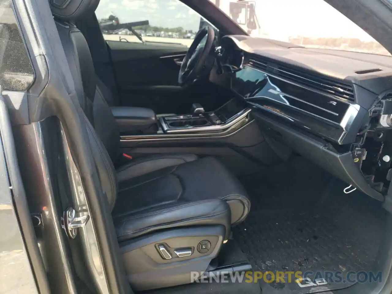 5 Photograph of a damaged car WA1FVAF14KD037463 AUDI Q8 2019