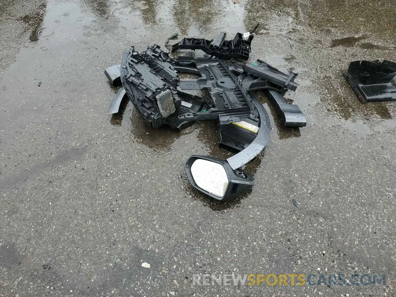13 Photograph of a damaged car WA1FVAF14KD042257 AUDI Q8 2019