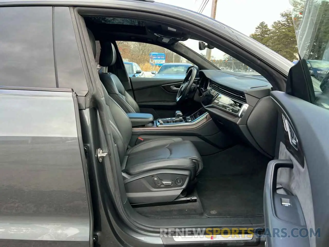 5 Photograph of a damaged car WA1FVAF15KD007016 AUDI Q8 2019