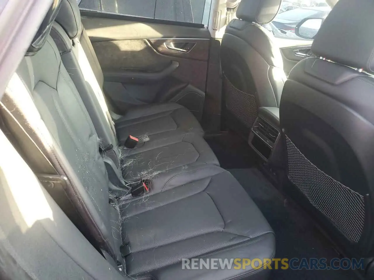 10 Photograph of a damaged car WA1FVAF15KD044051 AUDI Q8 2019