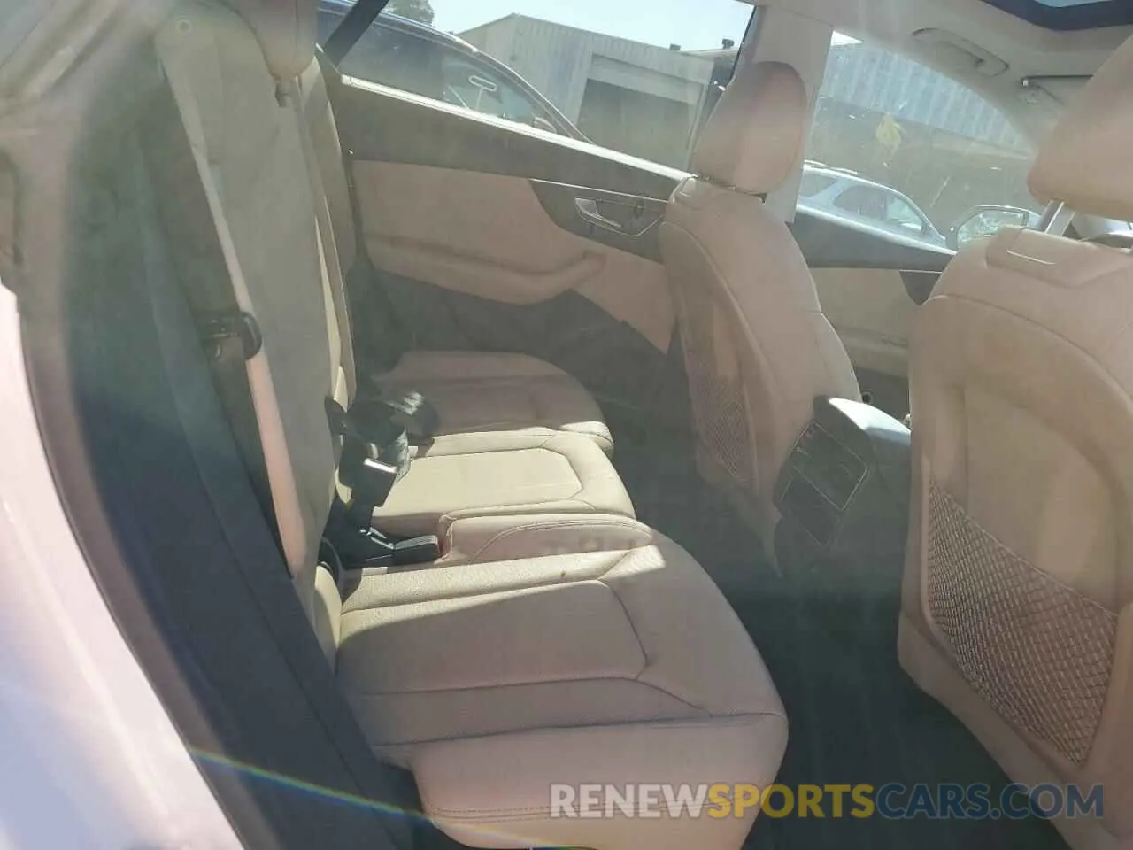 12 Photograph of a damaged car WA1FVAF17KD039031 AUDI Q8 2019