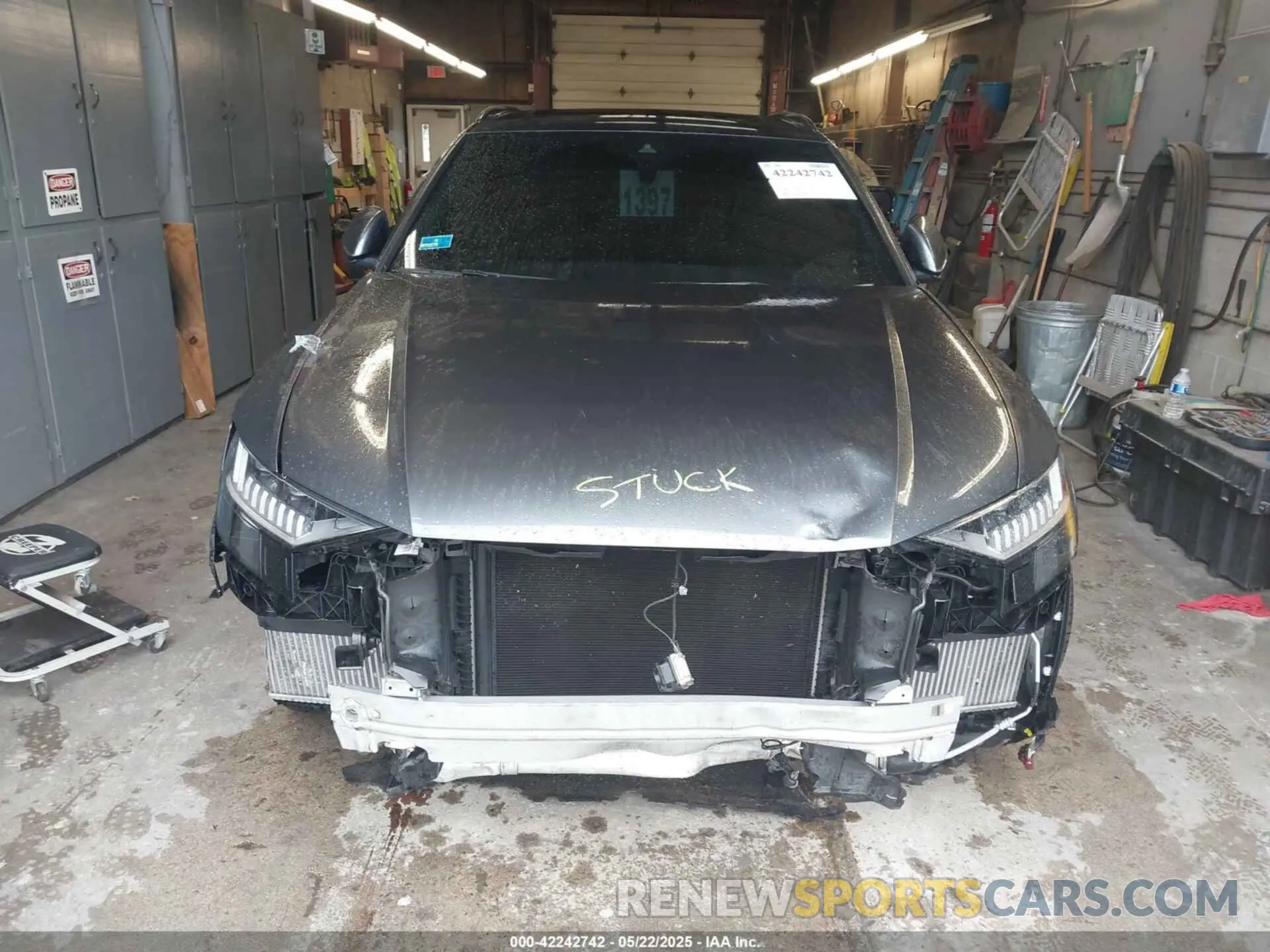 11 Photograph of a damaged car WA1FVBF17KD025054 AUDI Q8 2019