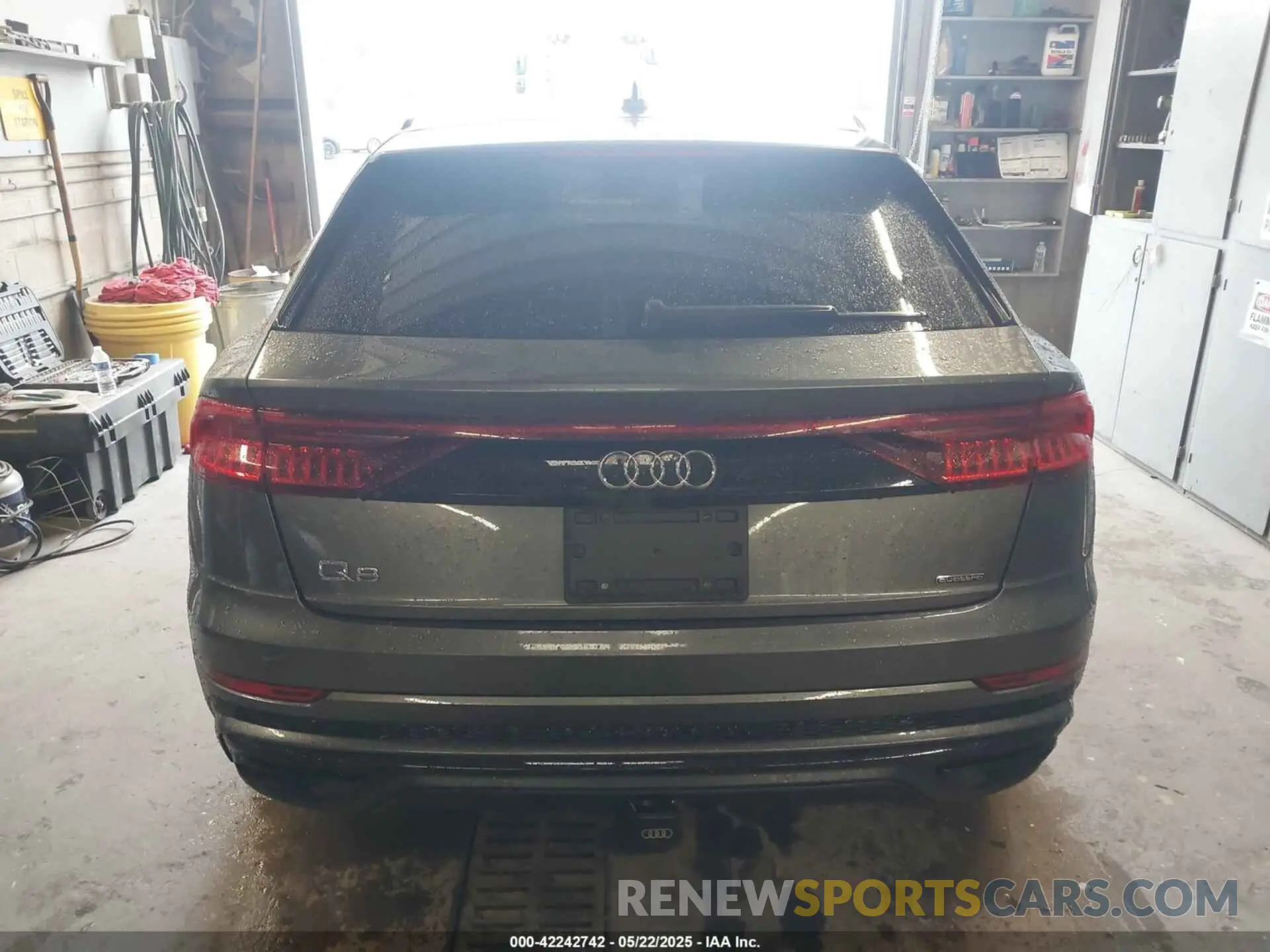 15 Photograph of a damaged car WA1FVBF17KD025054 AUDI Q8 2019