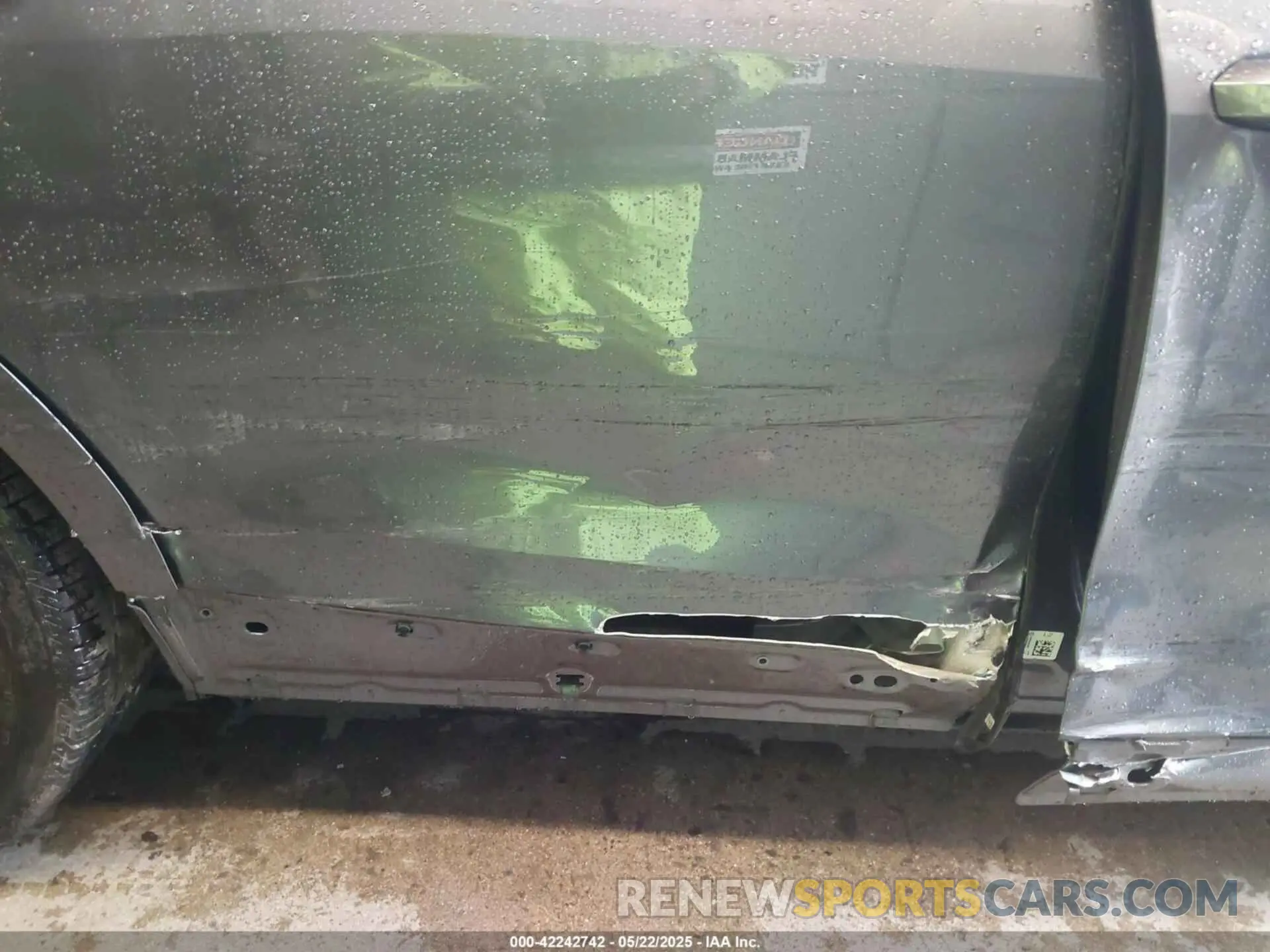 17 Photograph of a damaged car WA1FVBF17KD025054 AUDI Q8 2019