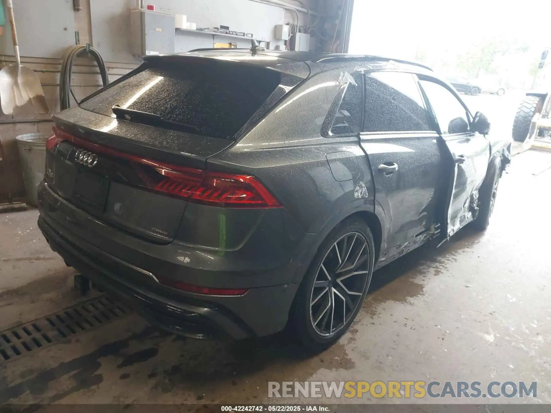 4 Photograph of a damaged car WA1FVBF17KD025054 AUDI Q8 2019