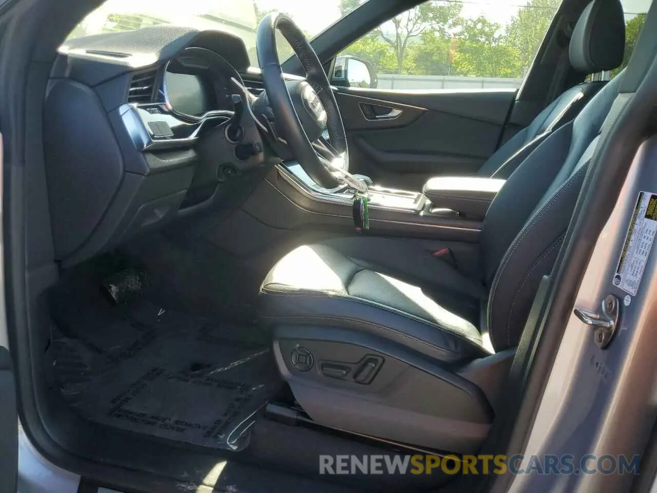 7 Photograph of a damaged car WA1AVAF13LD017393 AUDI Q8 2020