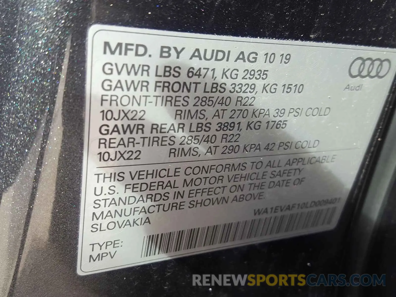 10 Photograph of a damaged car WA1EVAF10LD009401 AUDI Q8 2020