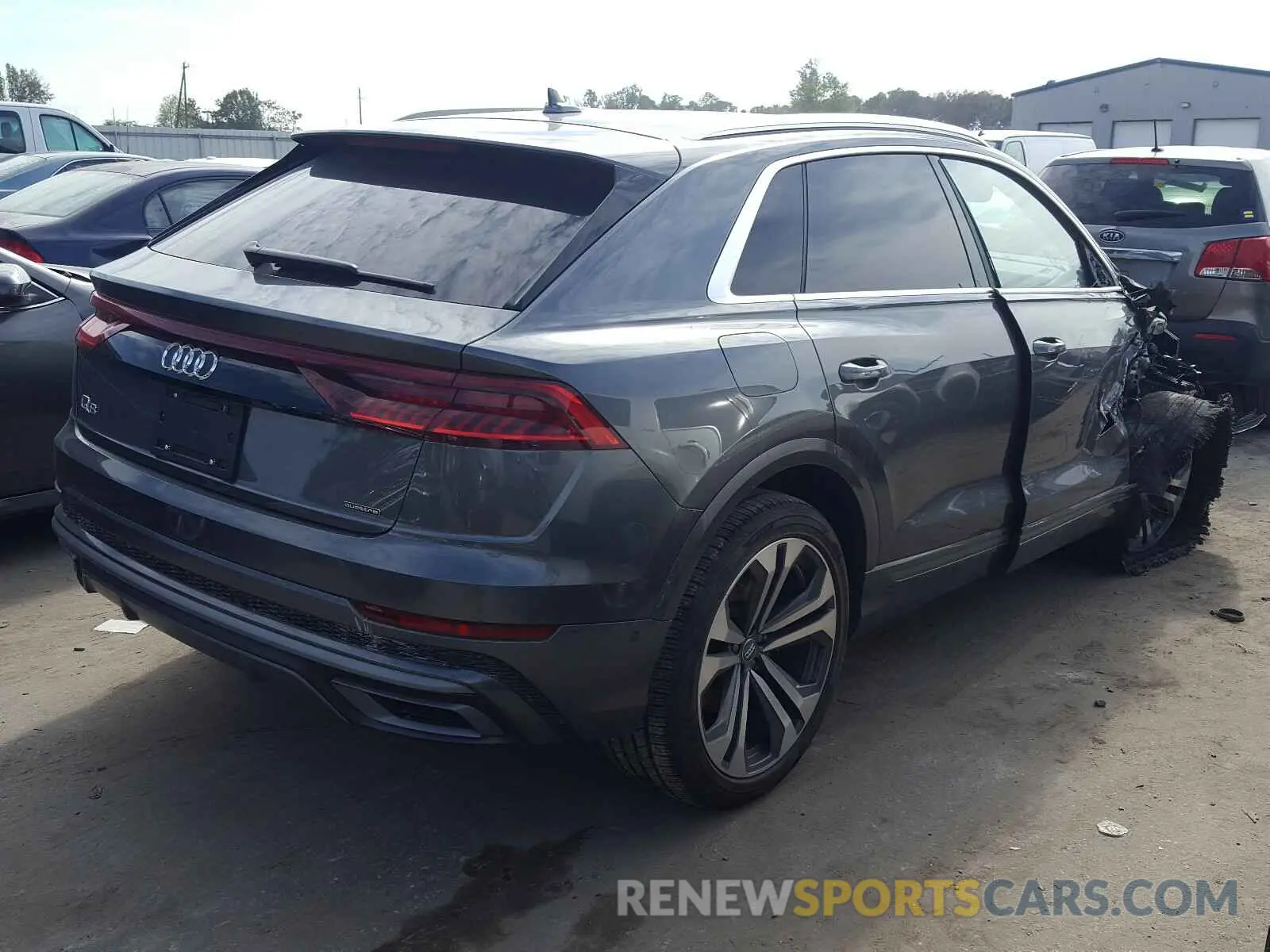 4 Photograph of a damaged car WA1EVAF10LD009401 AUDI Q8 2020