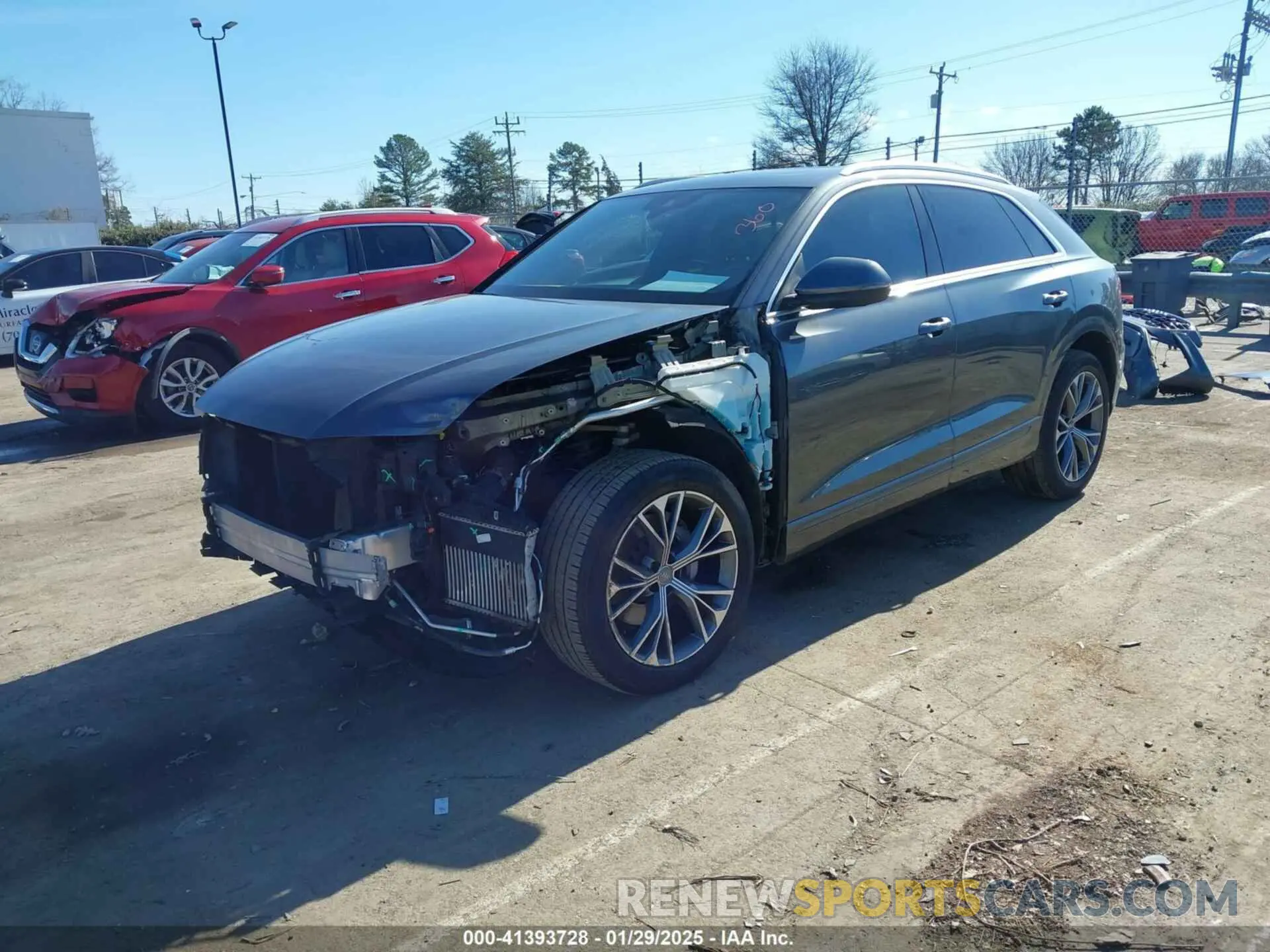 2 Photograph of a damaged car WA1EVAF15LD000466 AUDI Q8 2020