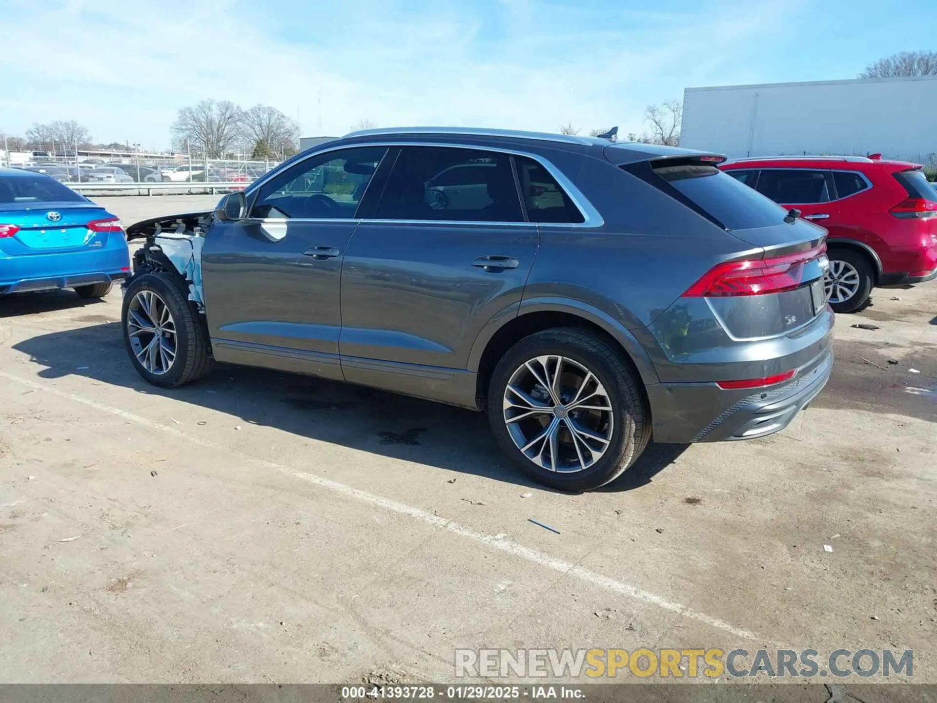 3 Photograph of a damaged car WA1EVAF15LD000466 AUDI Q8 2020