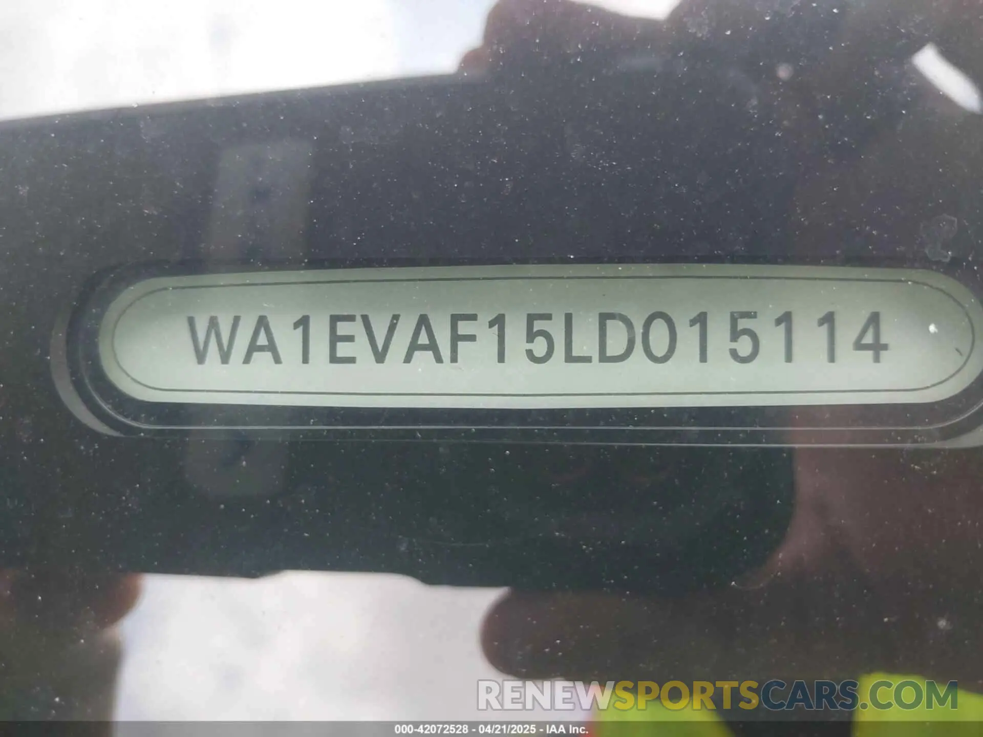 9 Photograph of a damaged car WA1EVAF15LD015114 AUDI Q8 2020
