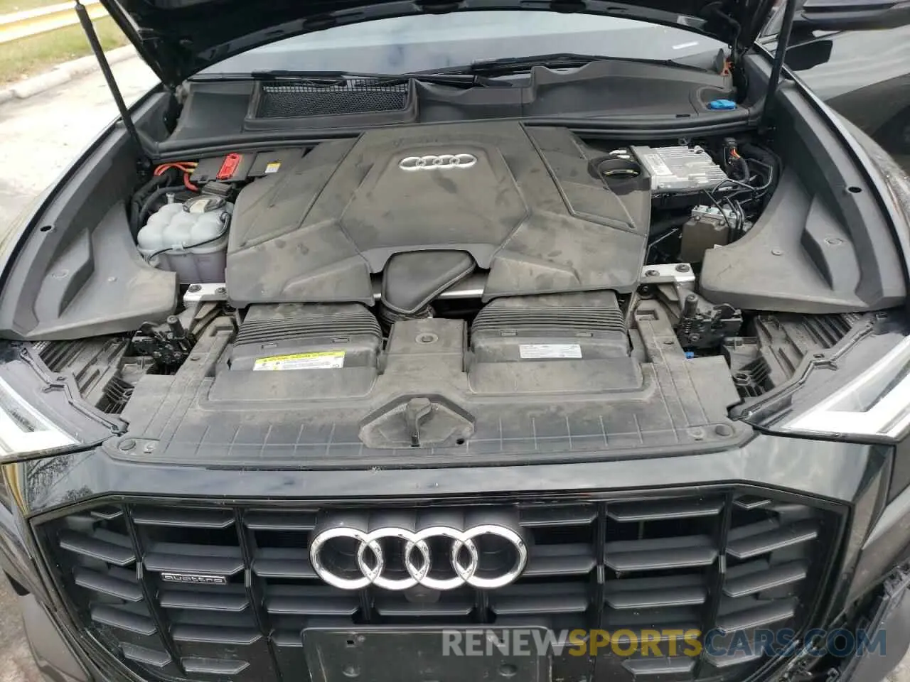 12 Photograph of a damaged car WA1EVAF1XLD001273 AUDI Q8 2020