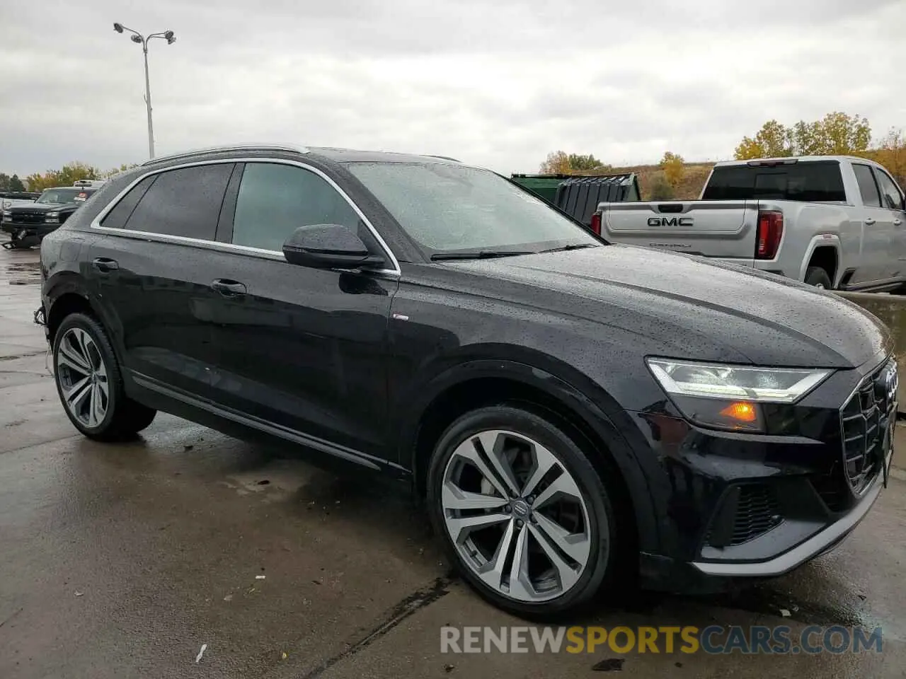 4 Photograph of a damaged car WA1EVAF1XLD004366 AUDI Q8 2020