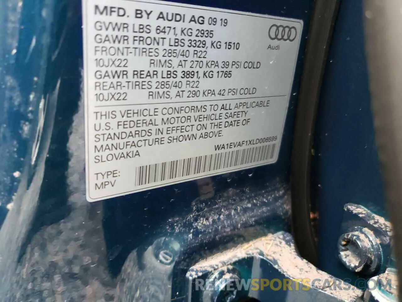 10 Photograph of a damaged car WA1EVAF1XLD006599 AUDI Q8 2020