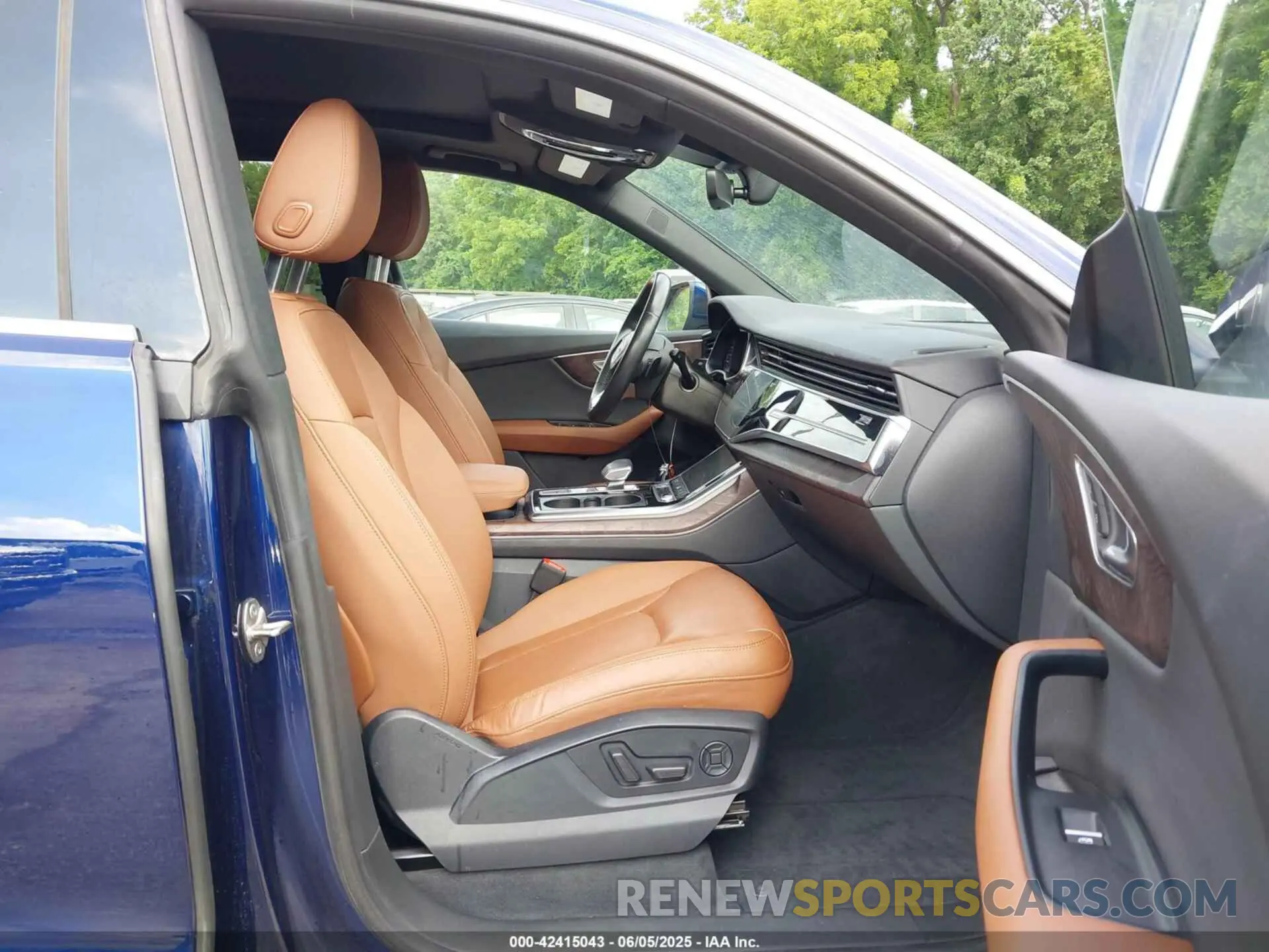 5 Photograph of a damaged car WA1EVBF17LD019171 AUDI Q8 2020