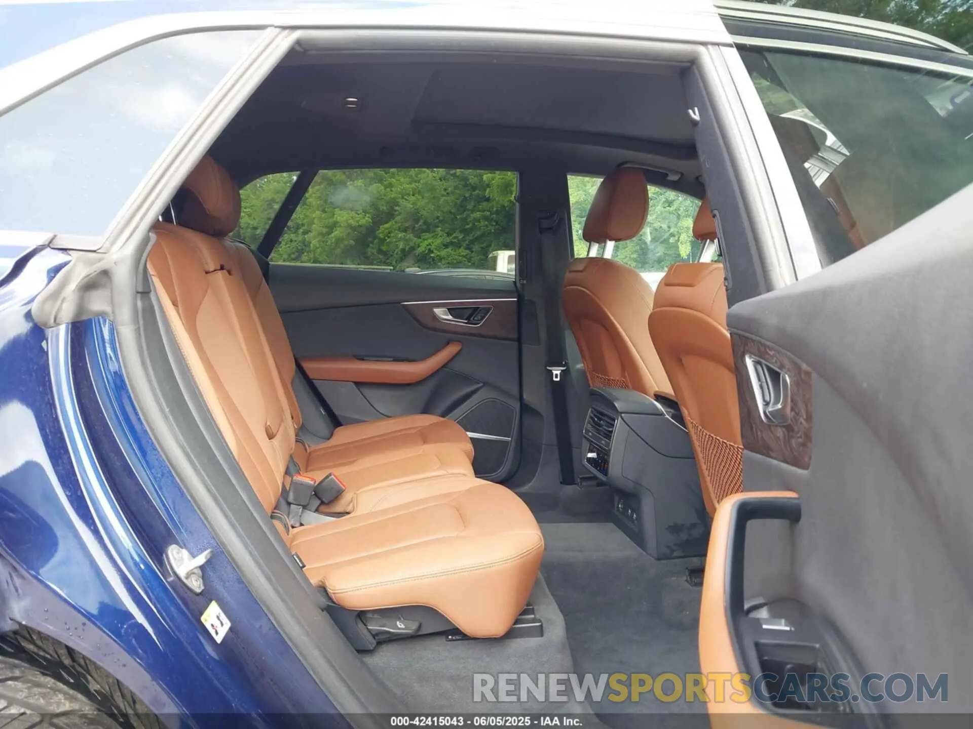8 Photograph of a damaged car WA1EVBF17LD019171 AUDI Q8 2020