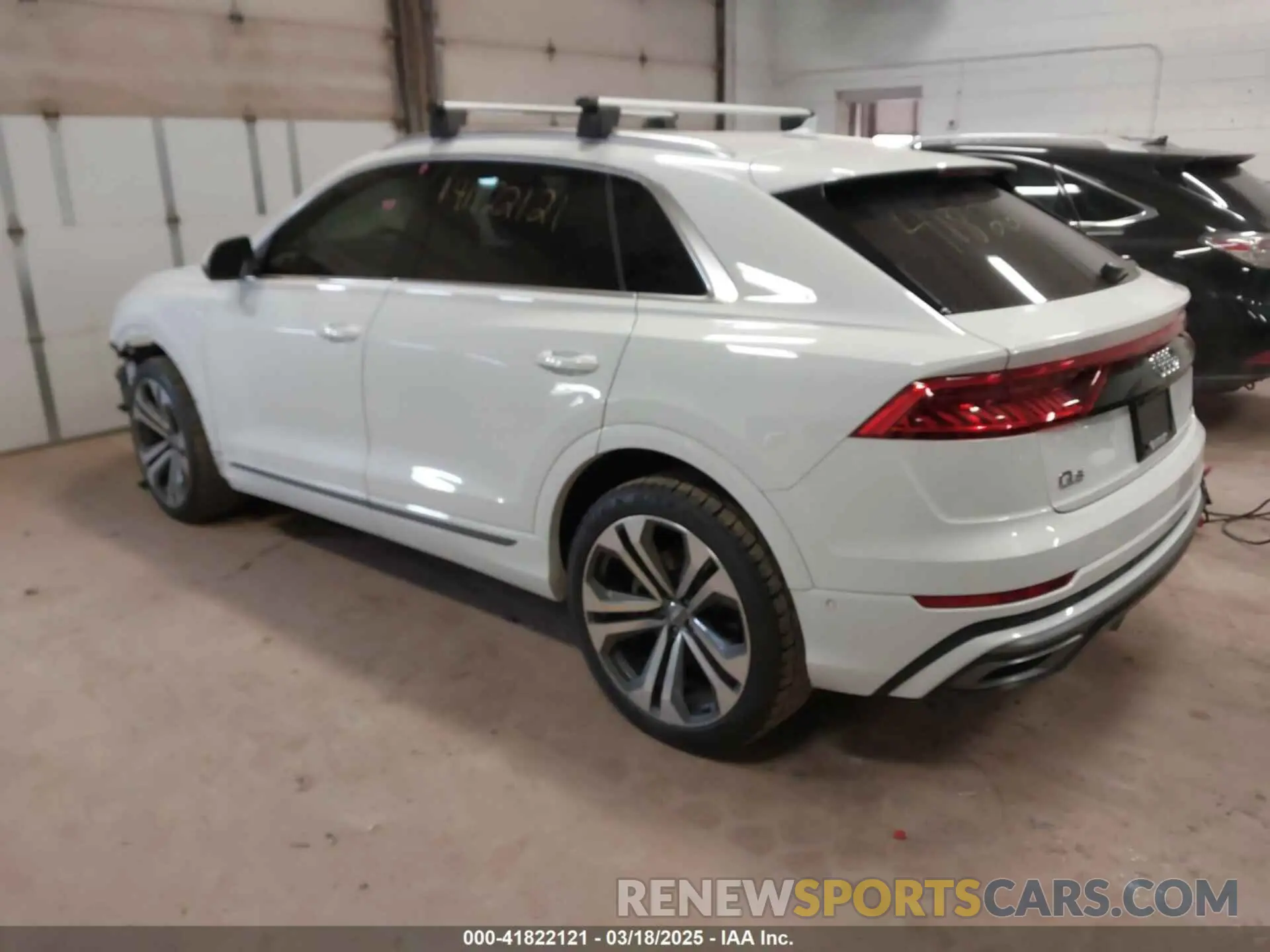 3 Photograph of a damaged car WA1EVBF17LD019364 AUDI Q8 2020