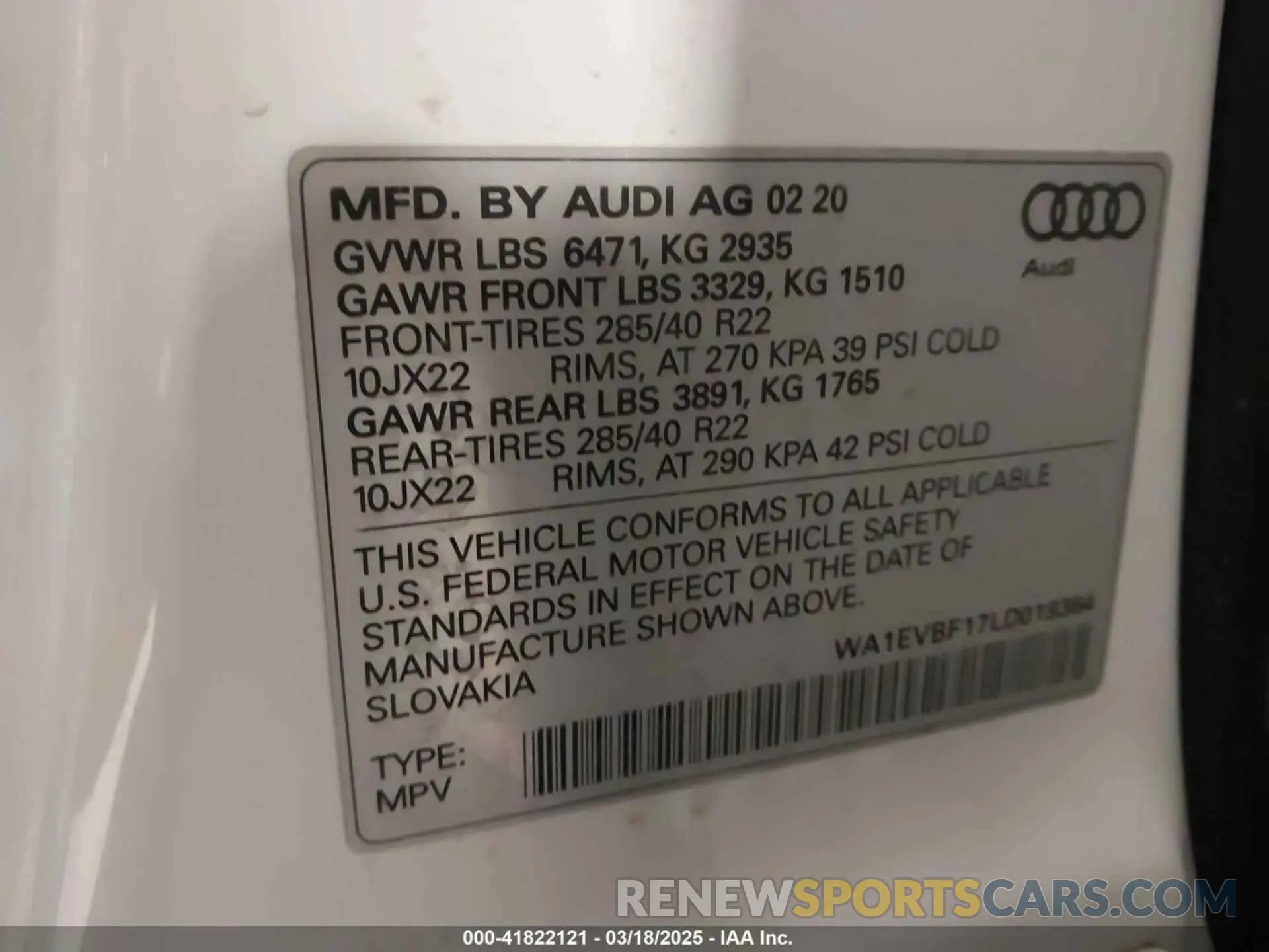 9 Photograph of a damaged car WA1EVBF17LD019364 AUDI Q8 2020
