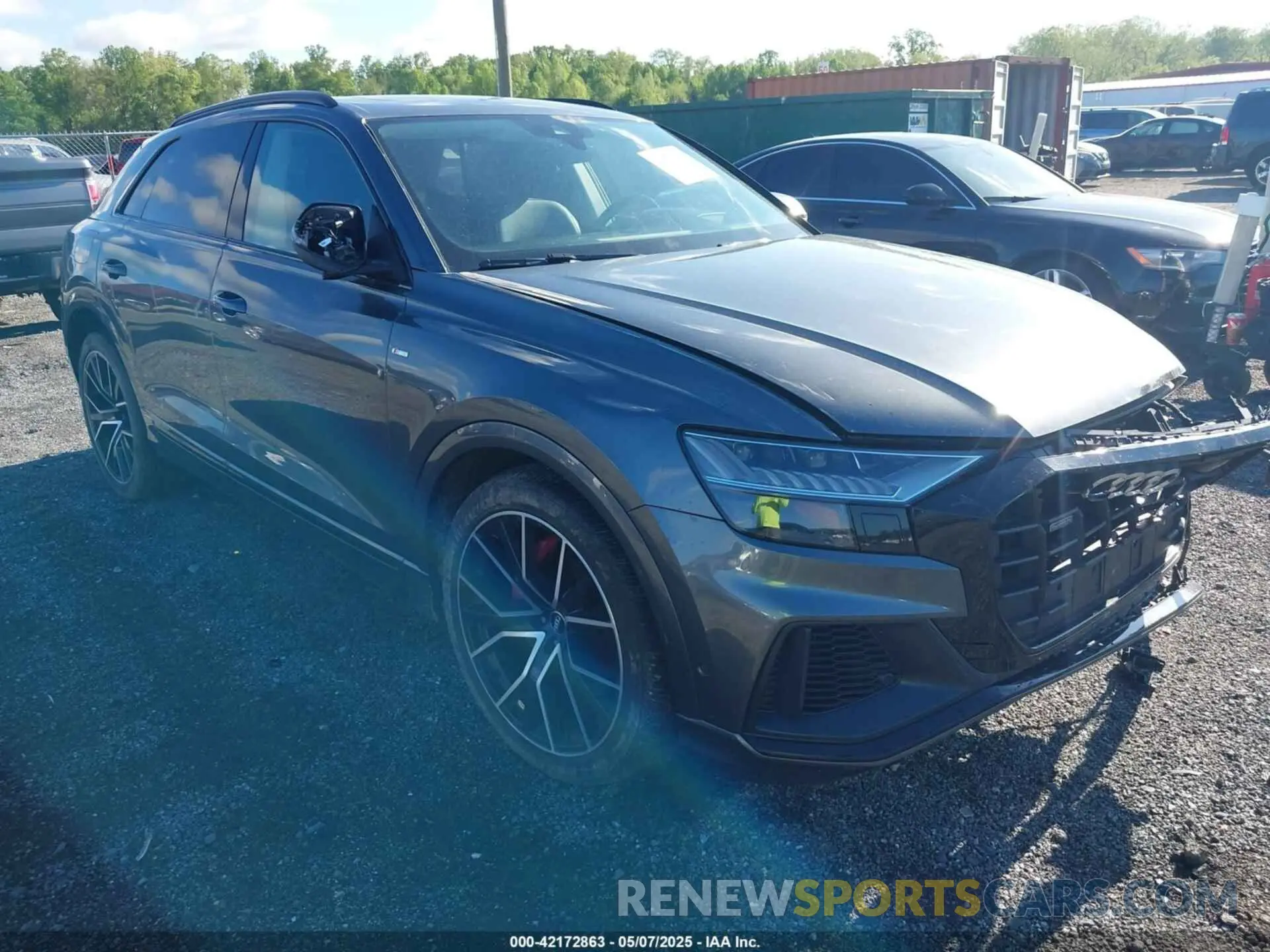 1 Photograph of a damaged car WA1FVAF10LD005451 AUDI Q8 2020