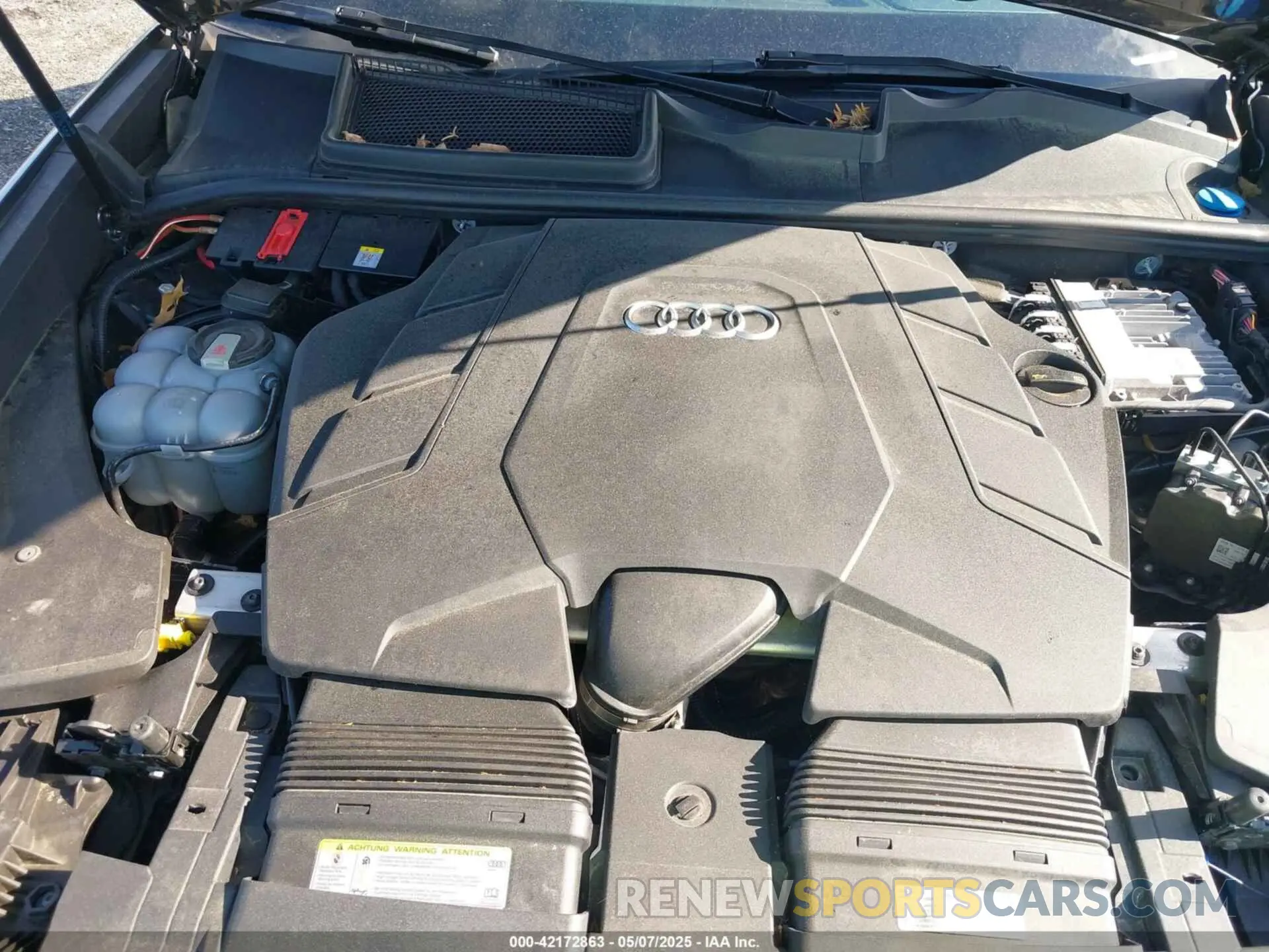 10 Photograph of a damaged car WA1FVAF10LD005451 AUDI Q8 2020