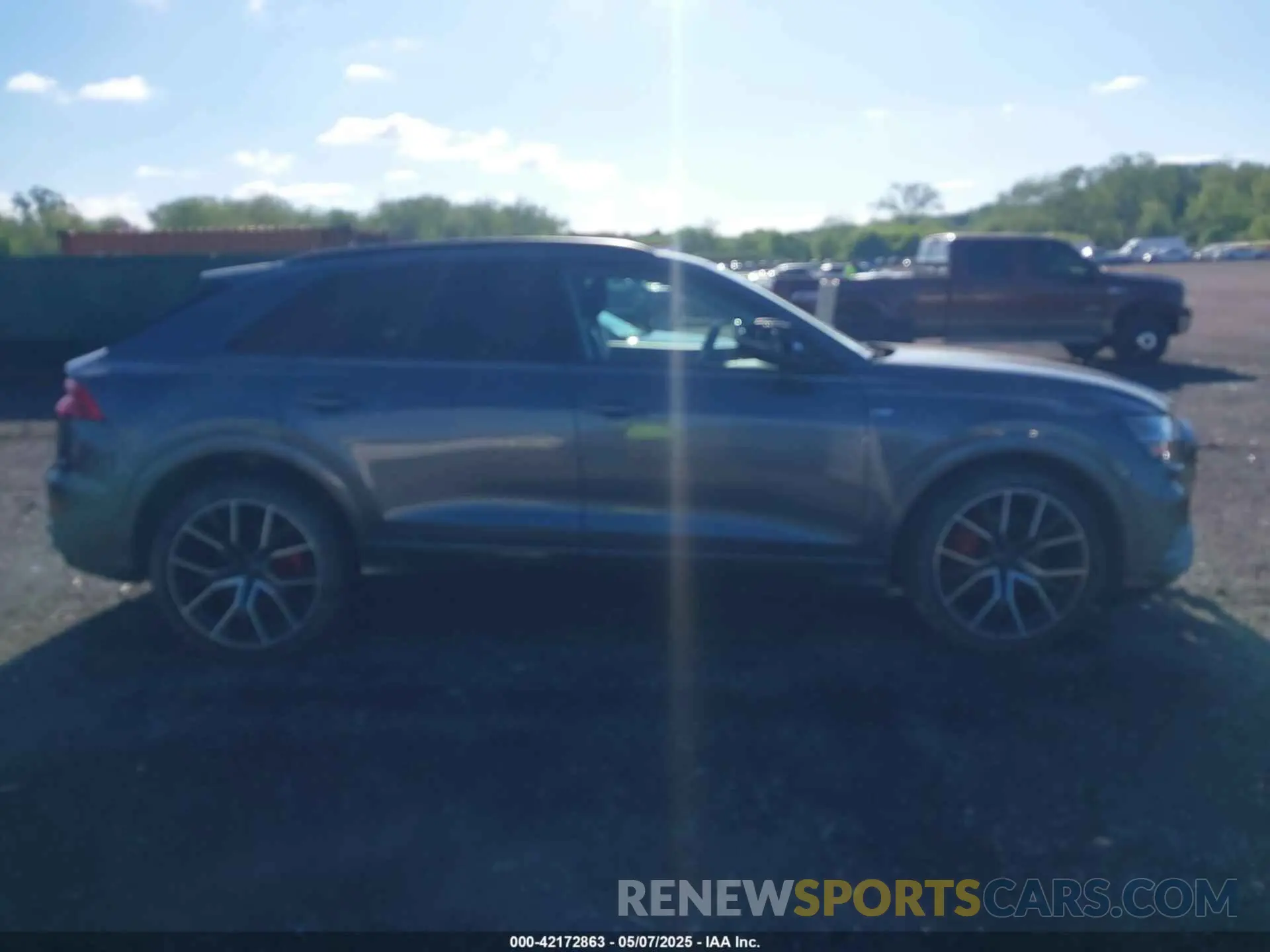 14 Photograph of a damaged car WA1FVAF10LD005451 AUDI Q8 2020