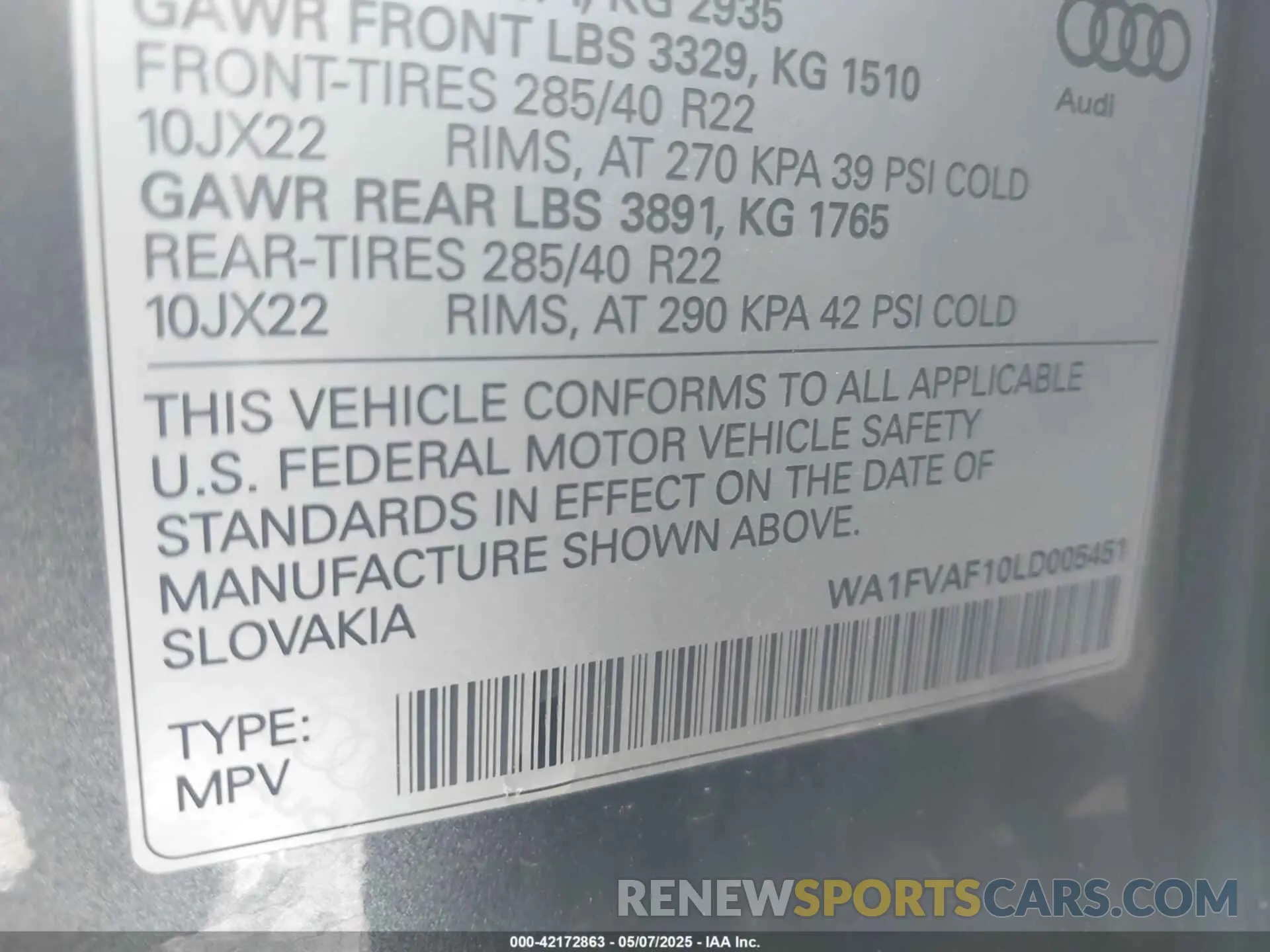 9 Photograph of a damaged car WA1FVAF10LD005451 AUDI Q8 2020