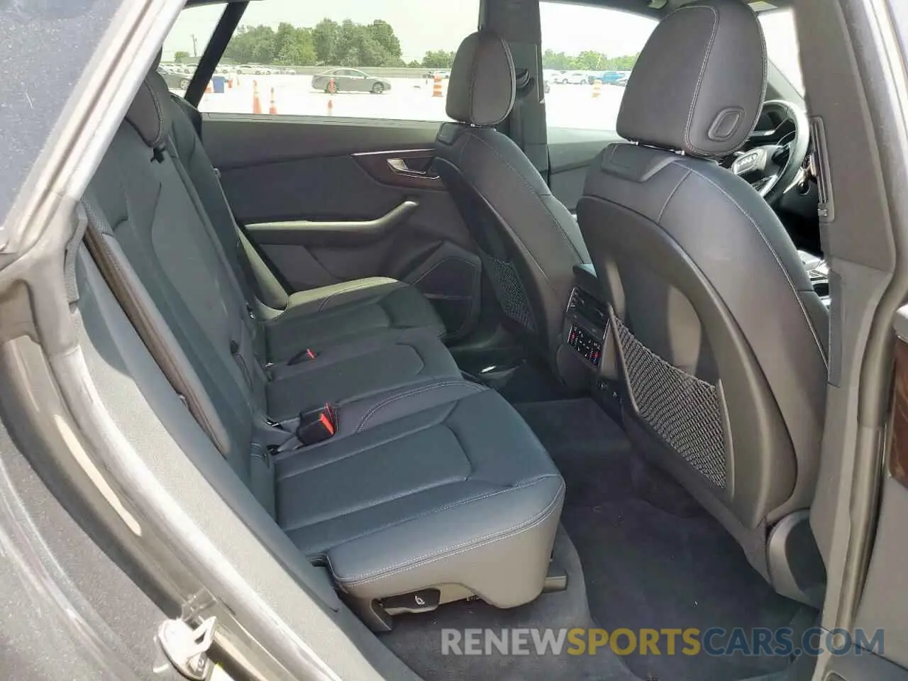11 Photograph of a damaged car WA1FVAF10LD014201 AUDI Q8 2020