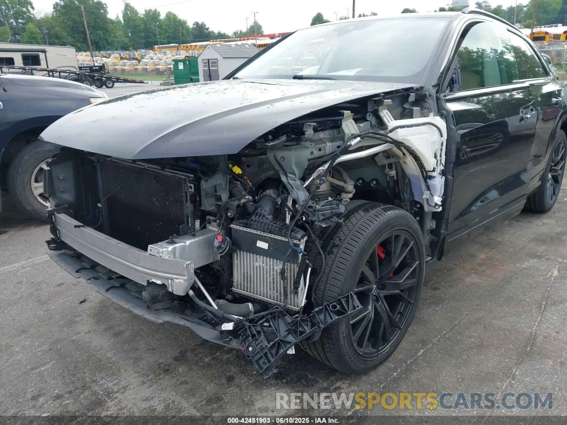 6 Photograph of a damaged car WA1FVAF12LD003152 AUDI Q8 2020