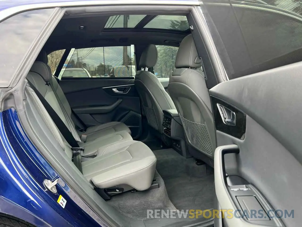 6 Photograph of a damaged car WA1FVAF14LD007364 AUDI Q8 2020