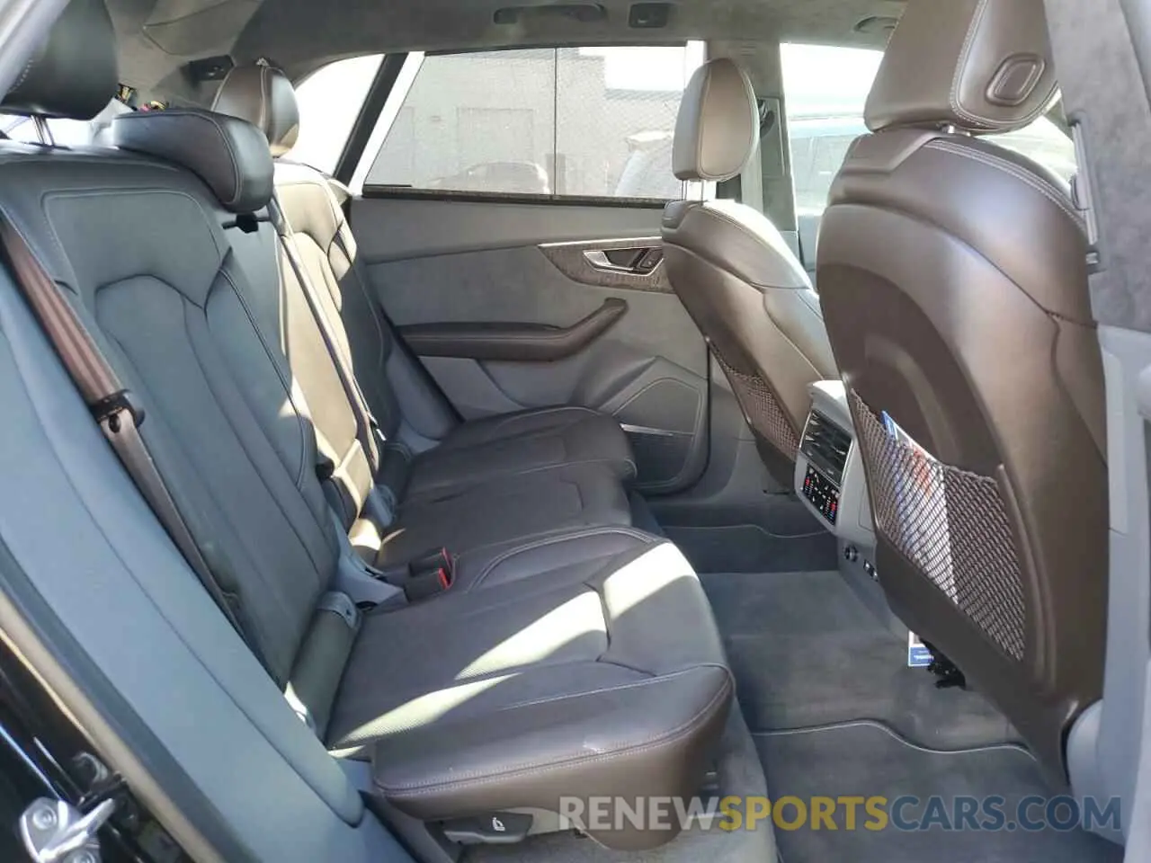 6 Photograph of a damaged car WA1FVAF16LD023243 AUDI Q8 2020