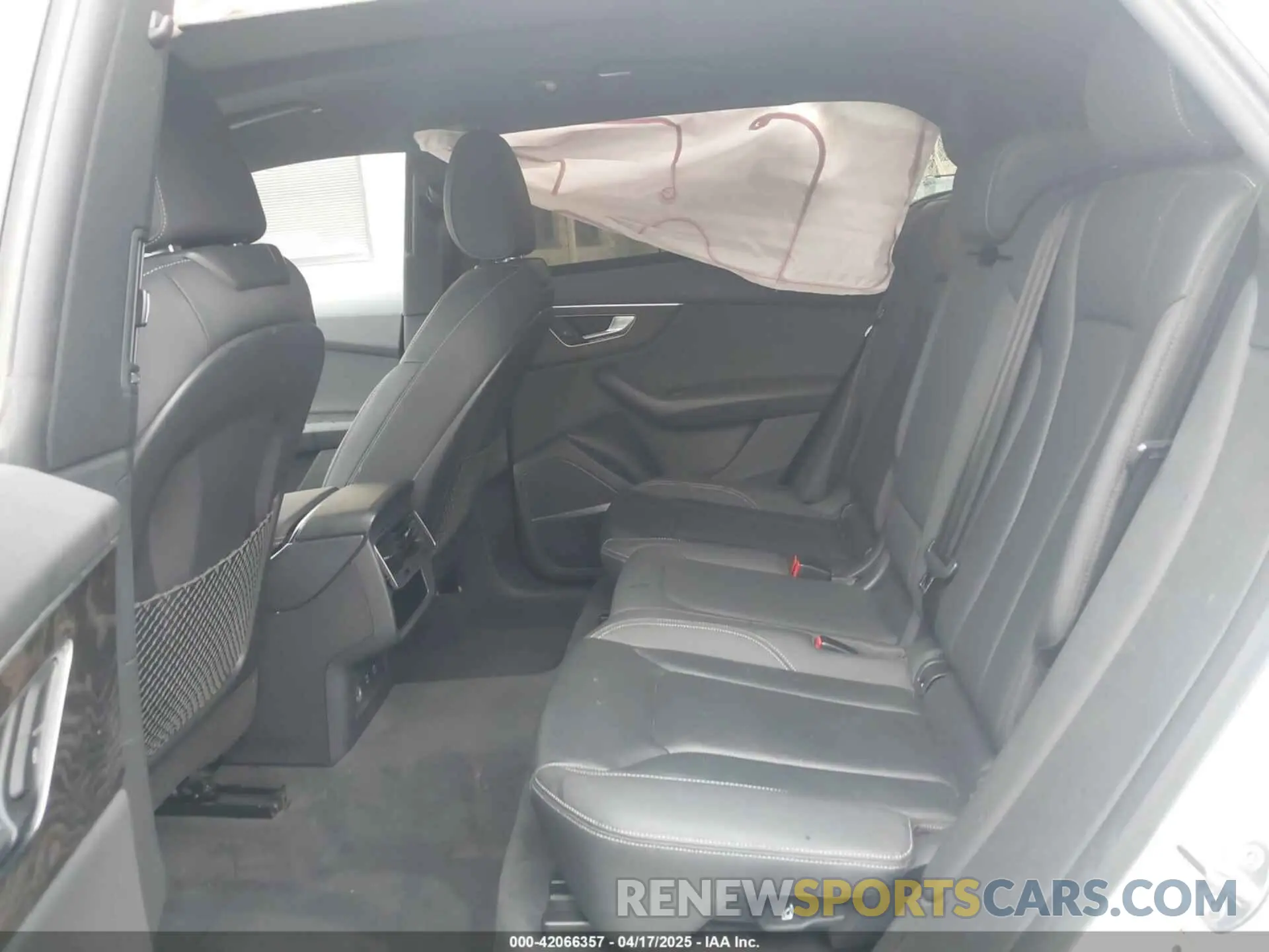8 Photograph of a damaged car WA1FVAF17LD008900 AUDI Q8 2020
