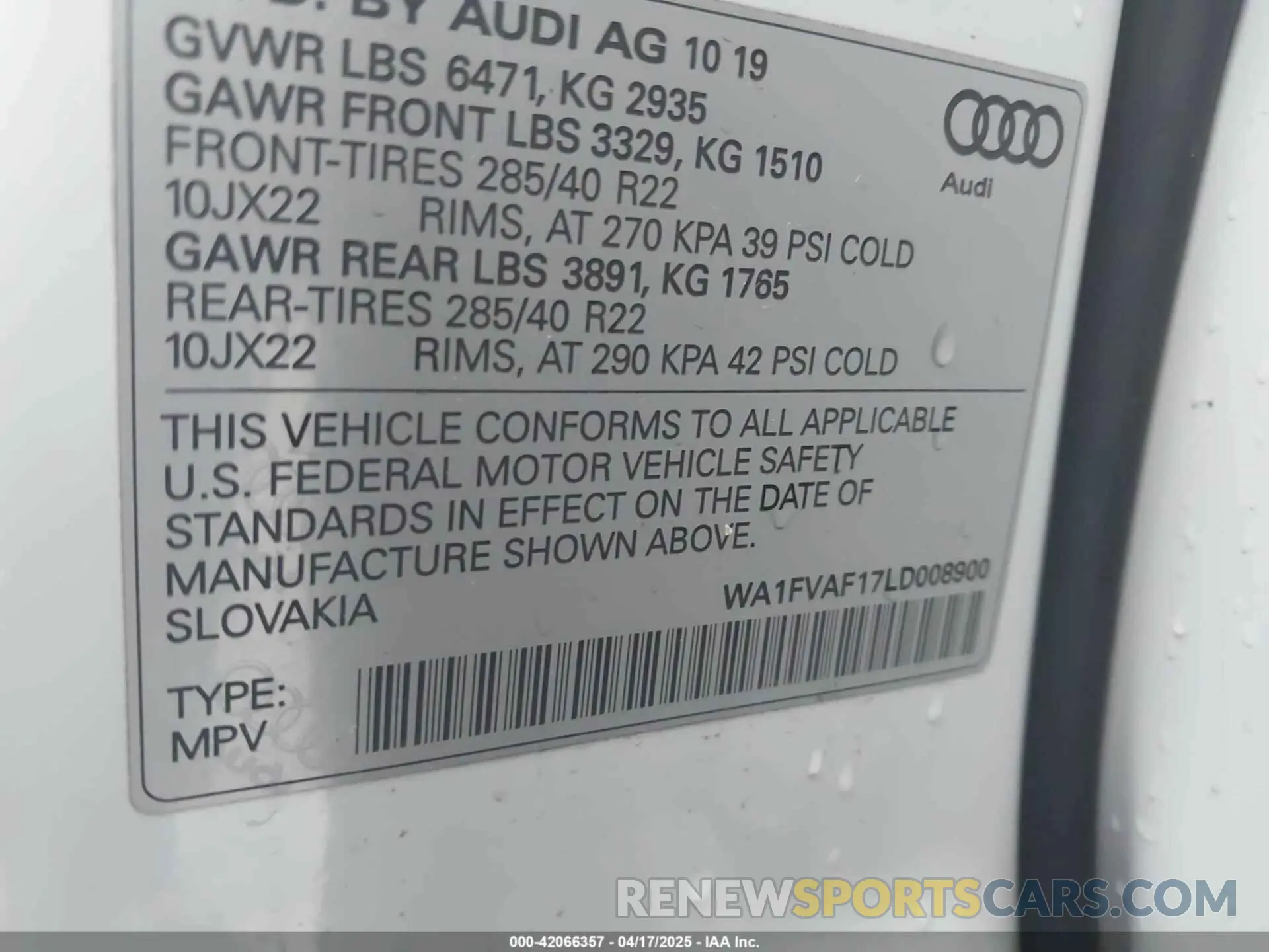 9 Photograph of a damaged car WA1FVAF17LD008900 AUDI Q8 2020