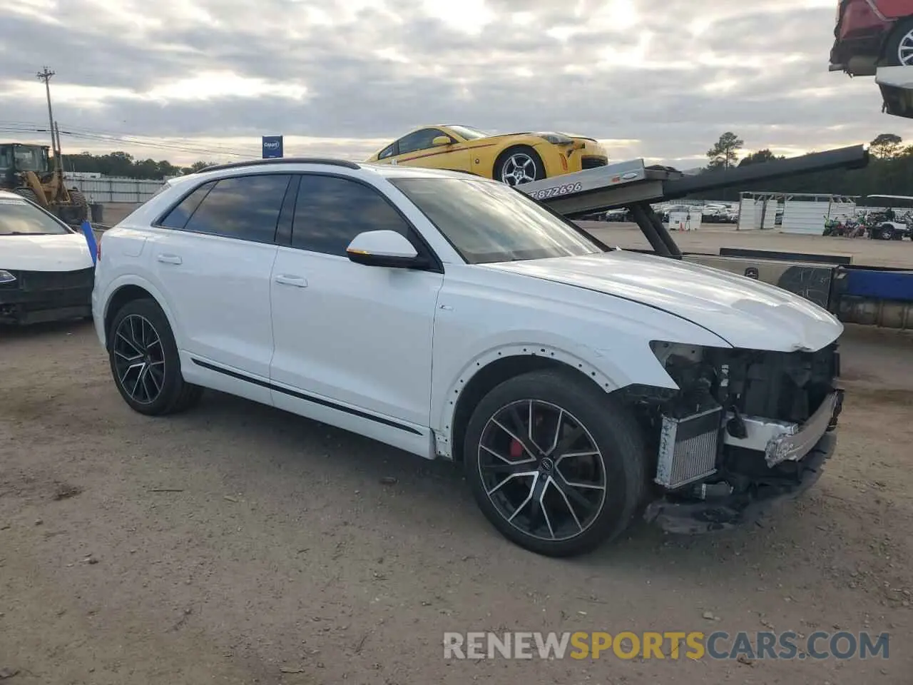 4 Photograph of a damaged car WA1FVBF14LD009279 AUDI Q8 2020