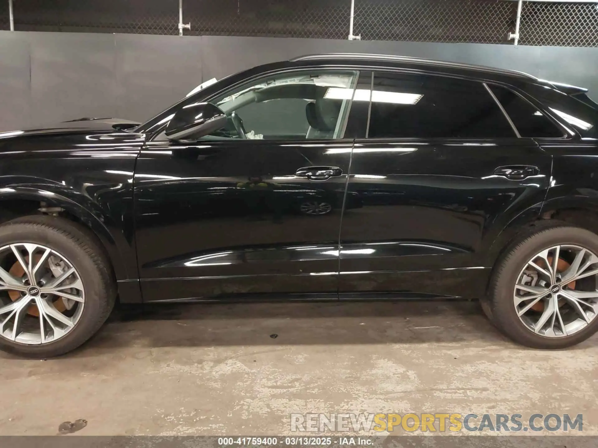 14 Photograph of a damaged car WA1AVAF13MD009098 AUDI Q8 2021