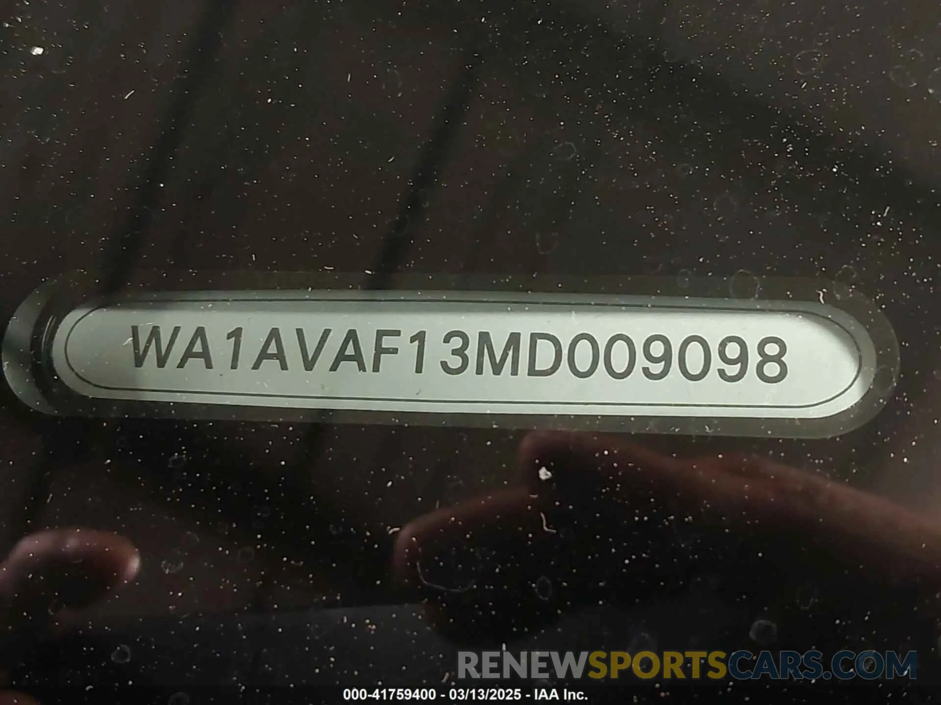 17 Photograph of a damaged car WA1AVAF13MD009098 AUDI Q8 2021