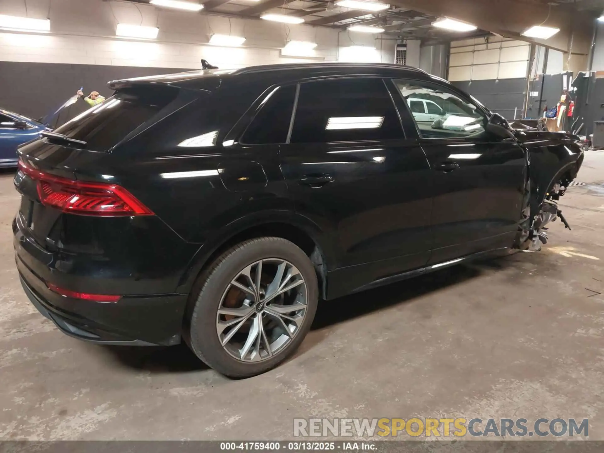 4 Photograph of a damaged car WA1AVAF13MD009098 AUDI Q8 2021